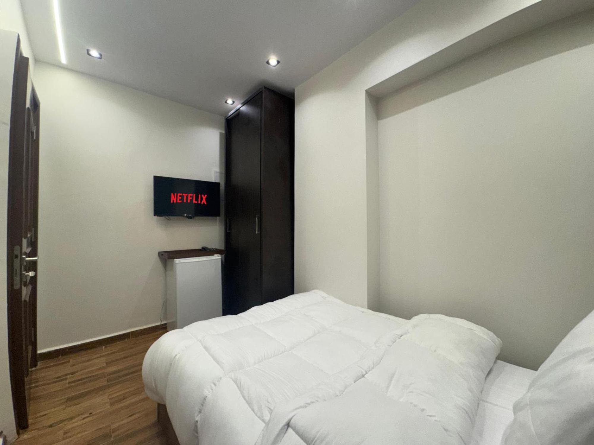 New White Pyramids Inn Ghatati Exterior photo