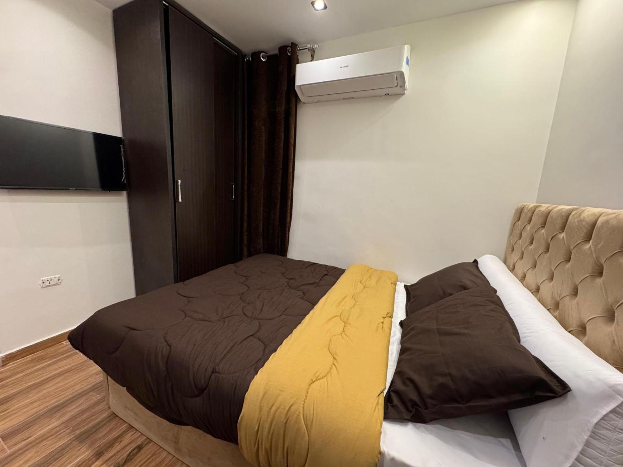 New White Pyramids Inn Ghatati Exterior photo